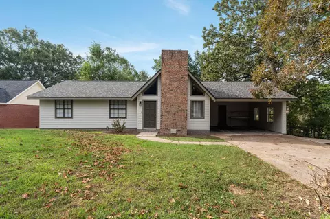 110 Howard Dr, Hattiesburg, MS 39402
