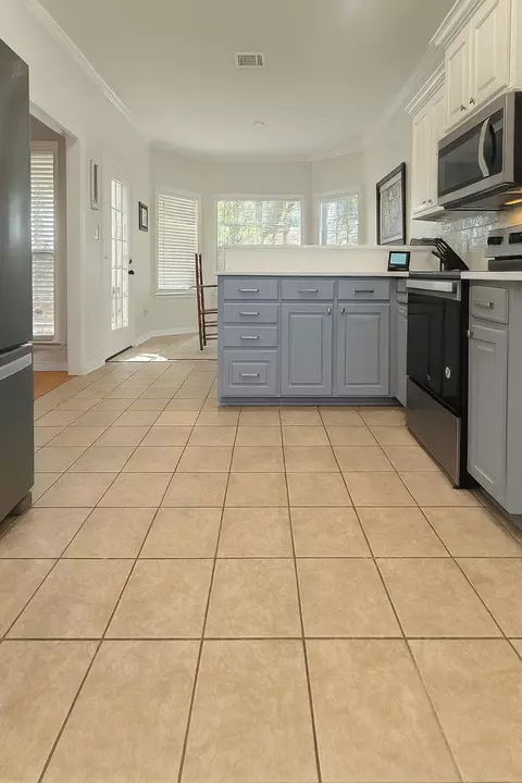 Kitchen - 11 Melissa Lp, Petal, MS 39465 photo 2 of 3