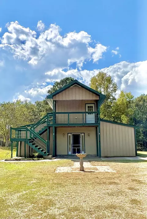 247 B Carey Byrd, Carriere, MS 39426