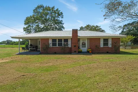 7 Otho Sellers Rd, Richton, MS 39476