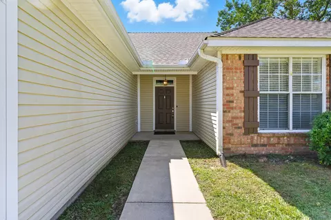 3 Brianleigh Dr, Laurel, MS 39443 photo 2