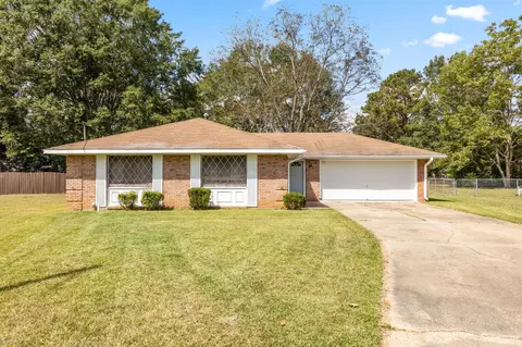 2907 Laramie Cir, Hattiesburg, MS 39402