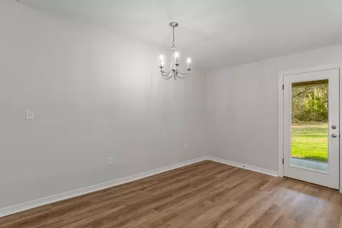 Dining - 4 Front Ave, Sumrall, MS 39482 photo 1 of 1