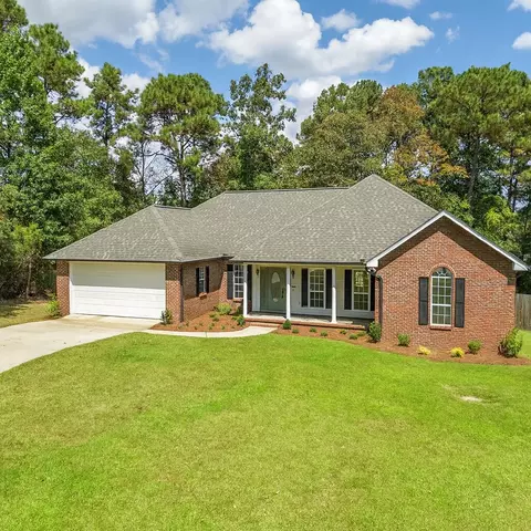 162 Serene Hl, Hattiesburg, MS 39402
