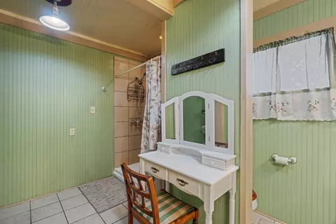 Bath - 207 Manar, Purvis, MS 39475 photo 2 of 4