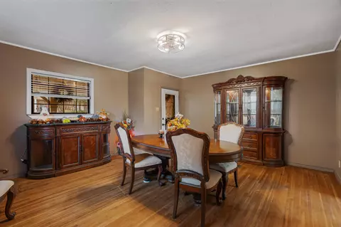 Dining - 207 Manar, Purvis, MS 39475 photo 2 of 2