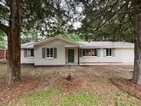 302 Williams St, Petal, MS 39465