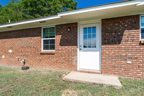 Exterior - 826 Three Notch Rd, Collins, MS 39428 photo 6 of 10