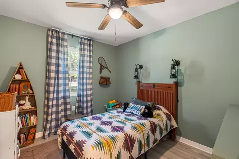 Bedroom - 826 Three Notch Rd, Collins, MS 39428 photo 4 of 5