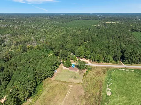 View/Area - 826 Three Notch Rd, Collins, MS 39428 photo 3 of 4
