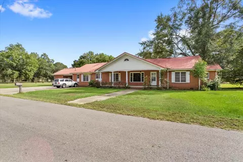 140 Myrtle, Taylorsville, MS 39168