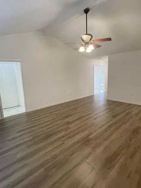 Living - 240 Phillips, Sumrall, MS 39482 photo 3 of 3