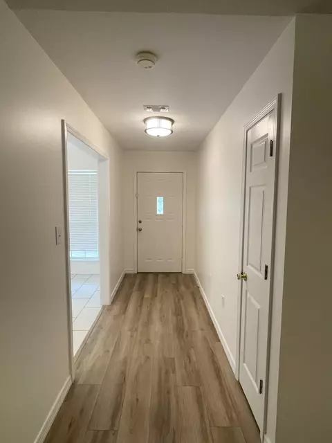 Entry Way - 240 Phillips, Sumrall, MS 39482 photo 1 of 2