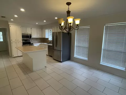 Kitchen - 240 Phillips, Sumrall, MS 39482 photo 2 of 2