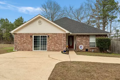 122 N Rawls Rd, Sumrall, MS 39482