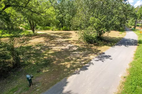 23 Buffalo Hl, Ellisville, MS 39437