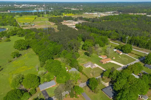 217 Victory Rd, Laurel, MS 39443 photo 13