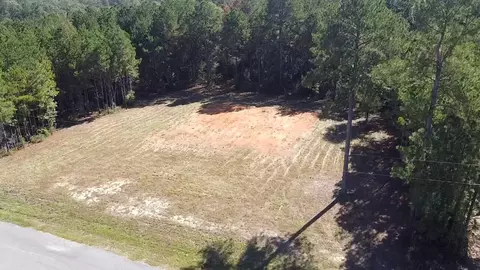 30 Mary Russell Rd, Ellisville, MS 39437