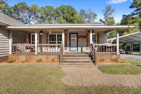Exterior - 139 E Wilkerson Ferry Rd, Lucedale, MS 39452 photo 2 of 10