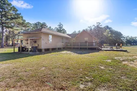 Exterior - 139 E Wilkerson Ferry Rd, Lucedale, MS 39452 photo 5 of 10