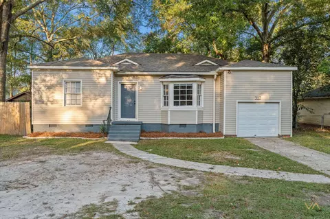 317 S 24th Ave, Hattiesburg, MS 39401