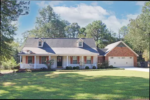 101 Beechwood Dr, Hattiesburg, MS 39402