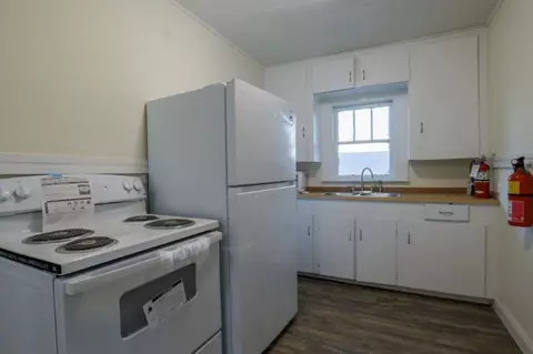 Kitchen - 1616 W 3rd St, Laurel, MS 39440 photo 2 of 2