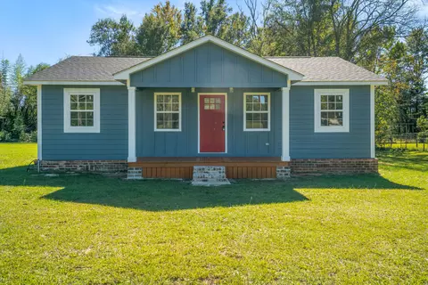 104 Carter St, Quitman, MS 39355