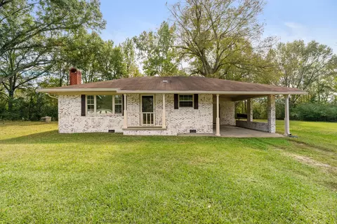 1052 Pittman Rd, Ellisville, MS 39437