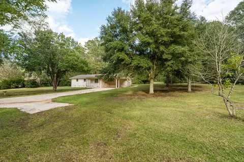 Exterior - 224 Buckley Rd, Laurel, MS 39443 photo 3 of 13