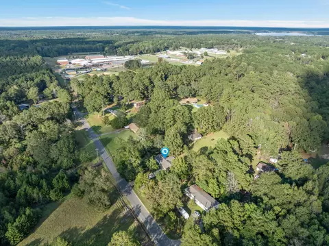View/Area - 224 Buckley Rd, Laurel, MS 39443 photo 2 of 4