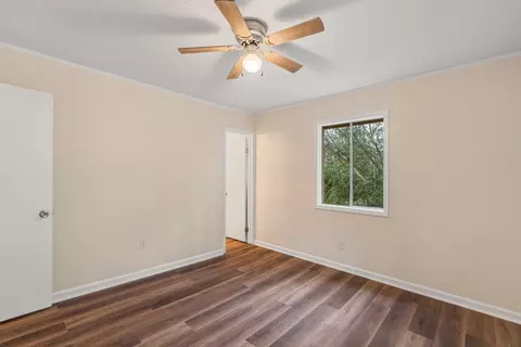 Bedroom - 224 Buckley Rd, Laurel, MS 39443 photo 3 of 5