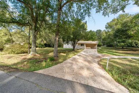 Exterior - 224 Buckley Rd, Laurel, MS 39443 photo 2 of 13