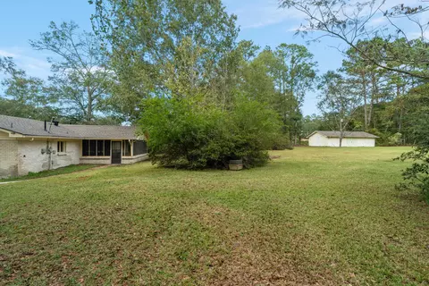Exterior - 224 Buckley Rd, Laurel, MS 39443 photo 8 of 13