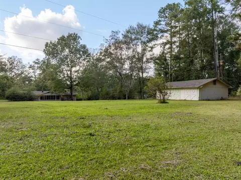 Exterior - 224 Buckley Rd, Laurel, MS 39443 photo 10 of 13