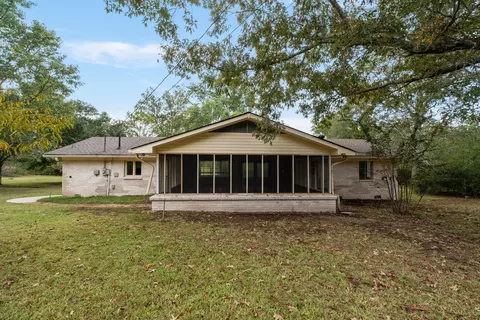 Exterior - 224 Buckley Rd, Laurel, MS 39443 photo 7 of 13