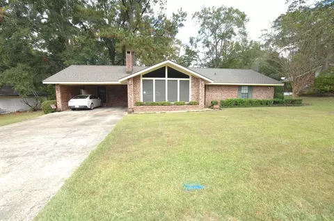 36 Barber Dr, Columbia, MS 39429