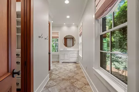 Entry Way - 635 Slade Rd, Purvis, MS 39475 photo 5 of 7