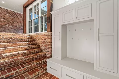 Entry Way - 635 Slade Rd, Purvis, MS 39475 photo 4 of 7