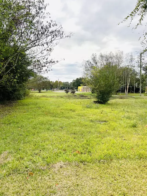 311 E 6th, Hattiesburg, MS 39401