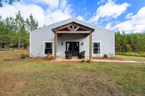 98 Progress Trl, Sumrall, MS 39482