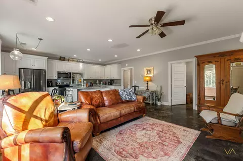 Living - 98 Progress Trl, Sumrall, MS 39482 photo 1 of 1
