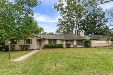 1120 Estelle, Hattiesburg, MS 39402