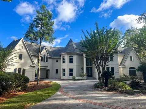119 W Canebrake Blvd, Hattiesburg, MS 39402