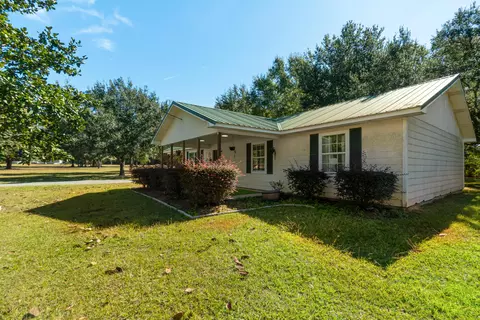 131 Deere John Dr, Lucedale, MS 39452 photo 4