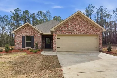 265 Smith Dr, Mendenhall, MS 39114