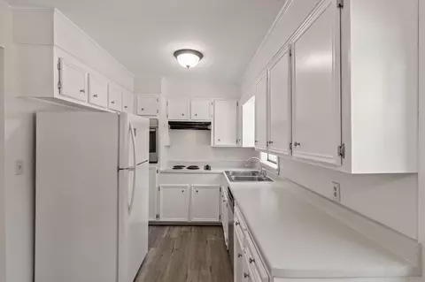 Kitchen - 58 Dickens Ln, Sumrall, MS 39482 photo 1 of 3