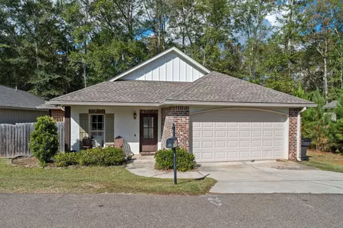 23 Sienna Ln, Sumrall, MS 39482