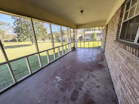 Exterior - 604 1st Ave, Purvis, MS 39475 photo 4 of 6