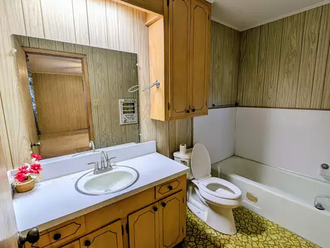 Bath - 604 1st Ave, Purvis, MS 39475 photo 1 of 2